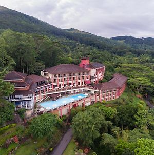 Hotel Amaya Hills Kandy Exterior photo