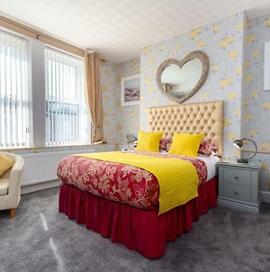 Valentine Lodge Over 25 Couples Only (Adults Only) Blackpool Exterior photo
