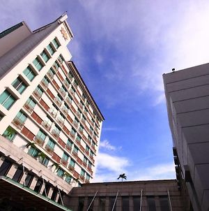 Grand Surya Hotel Kediri Kediri  Exterior photo