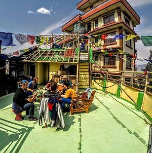 Hostel The Nepali Hive Kathmandu Exterior photo