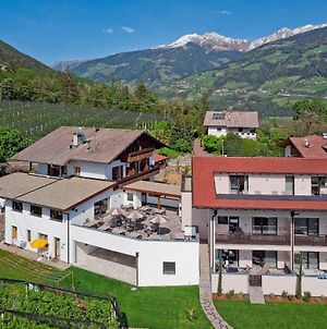 Pension Pichler Dorf Tirol Exterior photo
