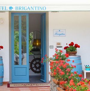 Hotel Brigantino Procchio  Exterior photo