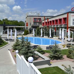 Road Star Hotel Dnipro Exterior photo