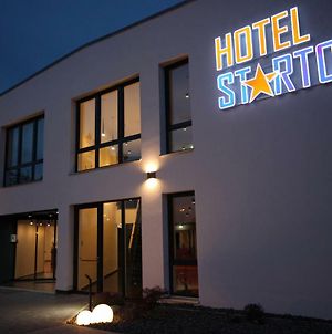 Hotel Starton Am Village Ingolstadt Exterior photo
