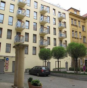 Aparthotel Austria Suites Prag Exterior photo
