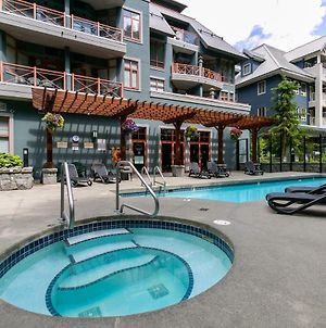 Whistler Village Alpenglow Studio Suite With Cozy Fireplace Cable Smarttv Wifi Pool Hot Tub Sauna Gym Laundry Gorgeous Mountain Views Exterior photo