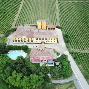 Villa Agriturismo Tenuta La Romana Nizza Monferrato Exterior photo