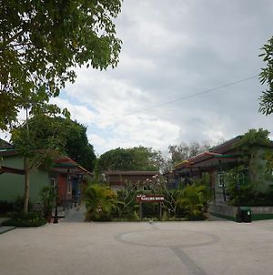 Hotel Namadee House Mai Khao Exterior photo