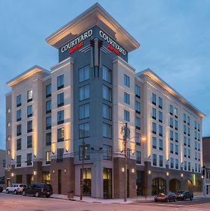 Hotel Courtyard By Marriott Wilmington Downtown/Historic District Exterior photo