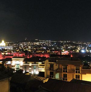 Apartment Panorama Tbilisi Exterior photo