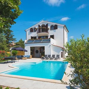 Villa Andrija Family Dream With Heating Pool At The Sea Fažana Exterior photo