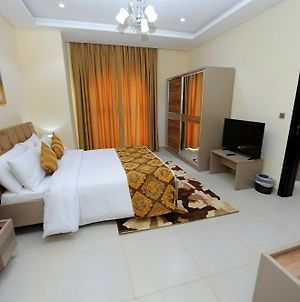 Al Mansour Park Inn Hotel&Apartment Doha Exterior photo