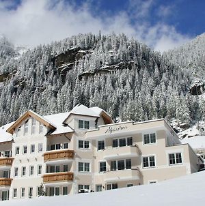 Hotel Alpenstern Ischgl Exterior photo