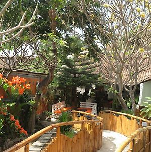 Hostel Bamboo Paradise Padang Bai Exterior photo
