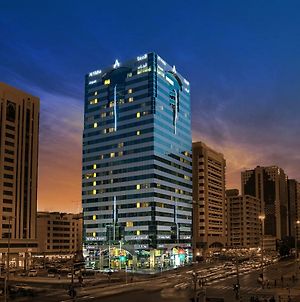 Aparthotel Al Maha Arjaan By Rotana Abu Dhabi Exterior photo