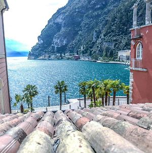 Ferienwohnung Queen Of The Lake Riva del Garda Exterior photo
