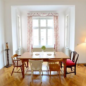 Classy Apartment, 10 Min To The Centre Wien Exterior photo