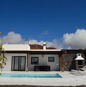 Villa Lola Playa Blanca  Exterior photo