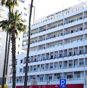 Sun Hall Beach Hotel Apartments Larnaka Exterior photo