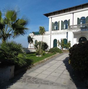 Villa Bianca Castellammare di Stabia Exterior photo