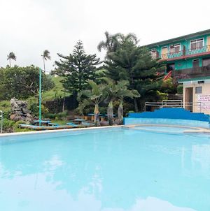 Hotel Reddoorz Near Peoples Park Tagaytay Tagaytay City Exterior photo