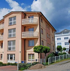 Villa Vitalis - Appartements und Wellness auf Rügen Sellin  Exterior photo