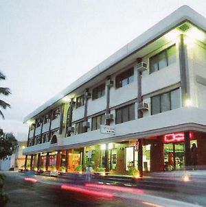 Beverly Boutique Business Hotel Cebu Stadt Exterior photo