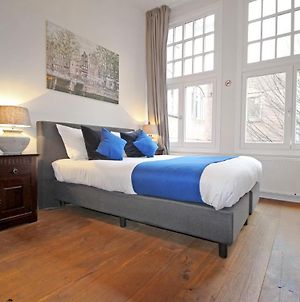 Bed and Breakfast New Monumental Garden View Studio Amsterdam Room photo