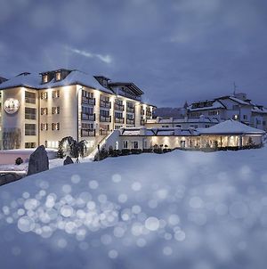 Majestic Hotel & Spa Resort Bruneck Exterior photo