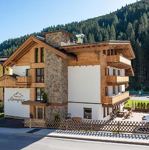 Hotel Pension Alpengruß Tux Exterior photo