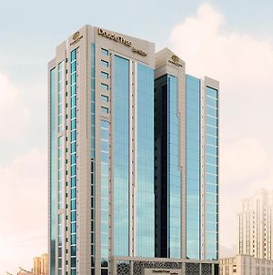Doubletree By Hilton Ras Al Khaimah Corniche Hotel & Residences Ra’s al-Chaima Exterior photo