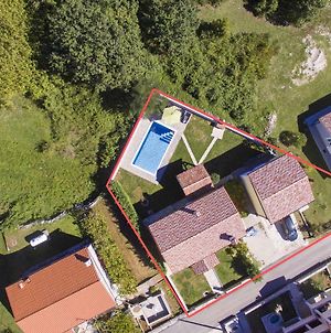 Villa Corina Duplex With Private Pool In Labin Pula Exterior photo