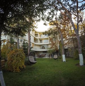 Hotel Beaumonde Garden Tbilisi Exterior photo