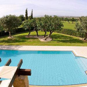 3 Bedroom Villa Paparouna With Private Pool, Aphrodite Hills Resort Kouklia Exterior photo