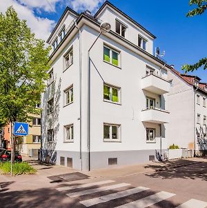 SecondHome Esslingen - Very nice&modern holiday apartment, Olgastr 20 Esslingen am Neckar Exterior photo