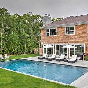 Luxury East Hampton Home With Private Saltwater Pool! Exterior photo