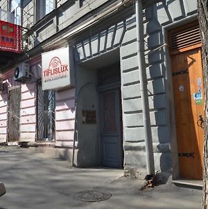 Tiflislux Boutique Guest House Tbilisi Exterior photo