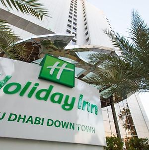 Holiday Inn Abu Dhabi Downtown Exterior photo