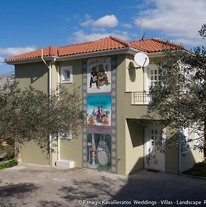 Villa Cinema Themed House In Argostoli Exterior photo