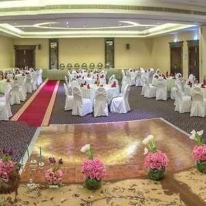 Mafraq Hotel Abu Dhabi Facilities photo