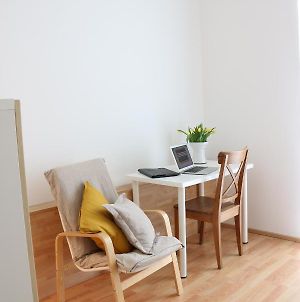 a-domo Apartments Essen - Moderne 2 Zimmer Wohnungen in Citynähe - Ideal für 1 - 4 Personen - Langzeitmiete sowie Kurzzeitmiete Exterior photo