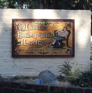 Little European Lodge Carmel Valley Exterior photo