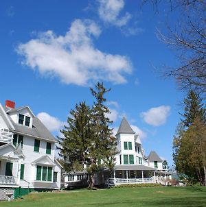 Anne'S Washington Inn Saratoga Springs Exterior photo