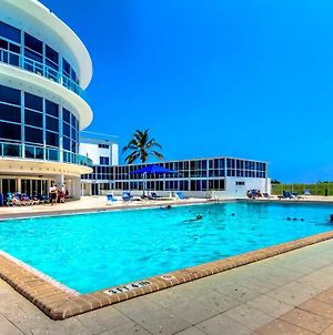 Villa Ocean View Studio With Direct Beach Access And A Shared Pool & Tennis Court! Miami Beach Exterior photo