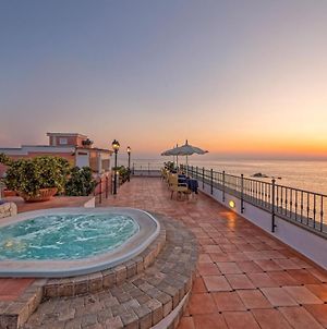 Hotel Nettuno De Charme Ischia Island Exterior photo
