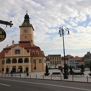 Main Square Apartments & More Brașov Exterior photo
